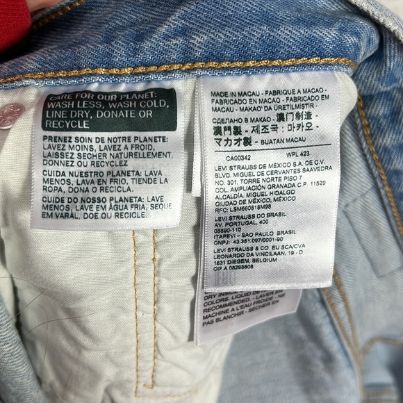 Levi's 501 Denim HighRise Light Blue Vintage Fray Hem Fitted Cotton Jean Shorts - Picture 9 of 12